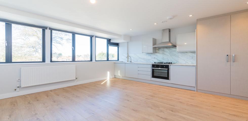 Modern Studio Church Lane , Kingsbury